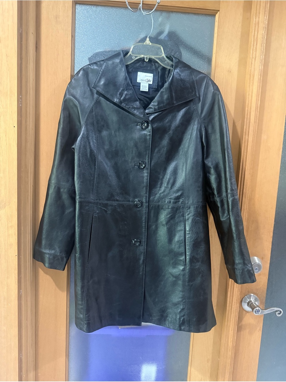 Classic vintage Women's Black Genuine Leather Coat - Size Medium